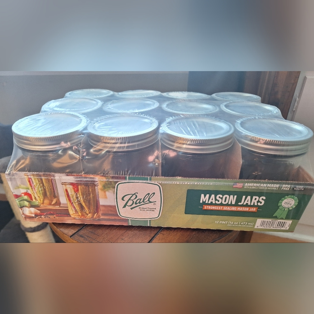Ball Wide Mouth Pint 16-Ounce Glass Mason Jar with Lids and Bands, 12-Count